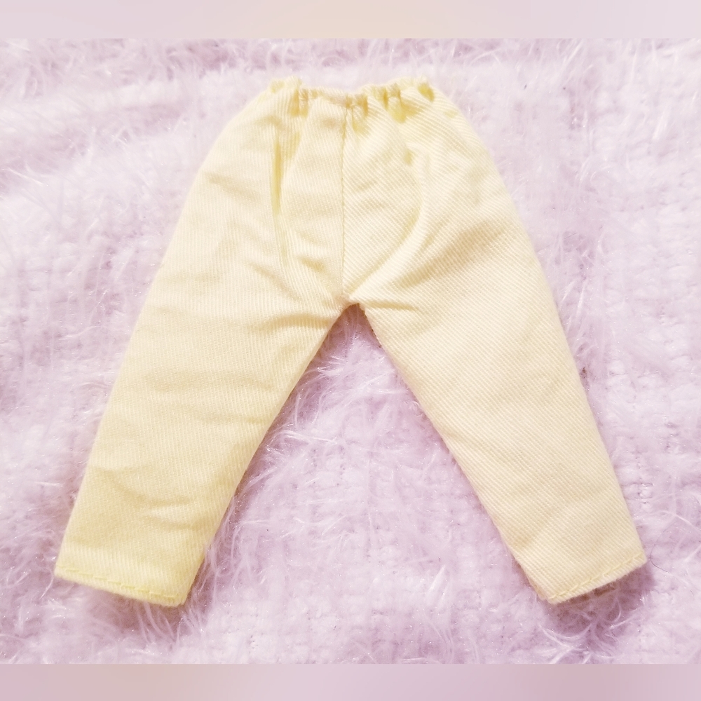 Yellow Barbie Doll Capri Pants M & C Toys Vintage